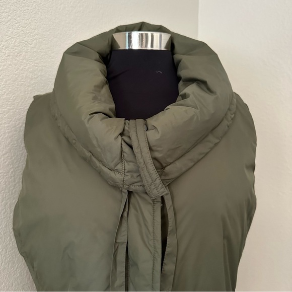 Eileen Fisher Khaki Army Green Down Puffer Sleeveless Vest Size L - Picture 3 of 15